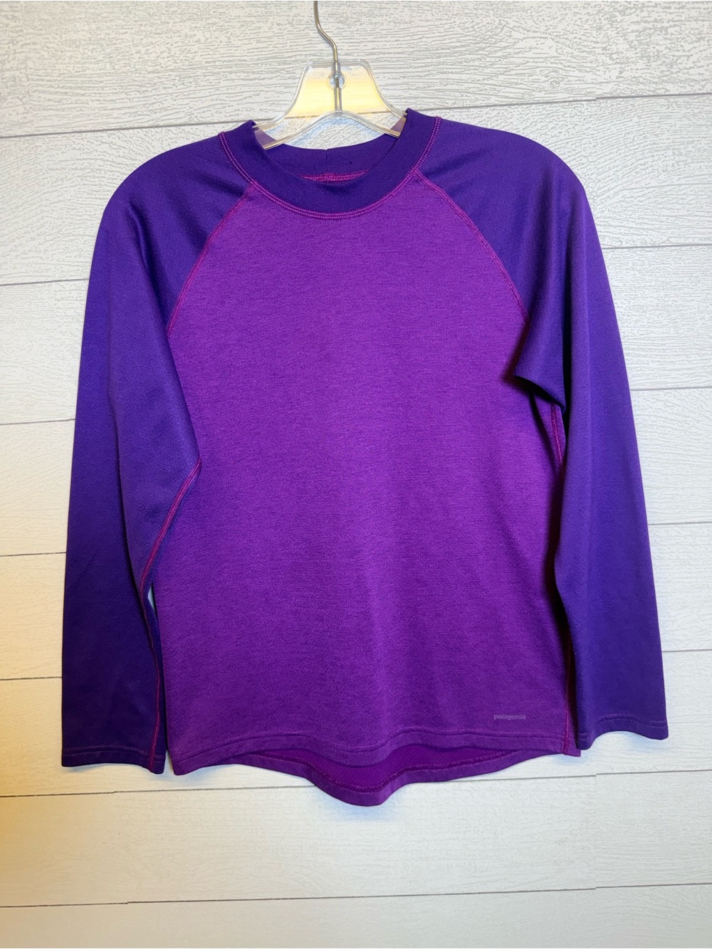 Patagonia Girls' Two-Tone Purple Long-Sleeve Crew neck Baselayer top size 14